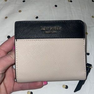 Small Kate spade wallet